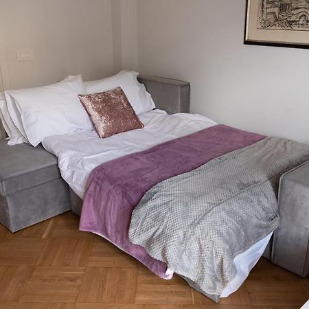 Katia Modern Apartment In Atene Esterno foto