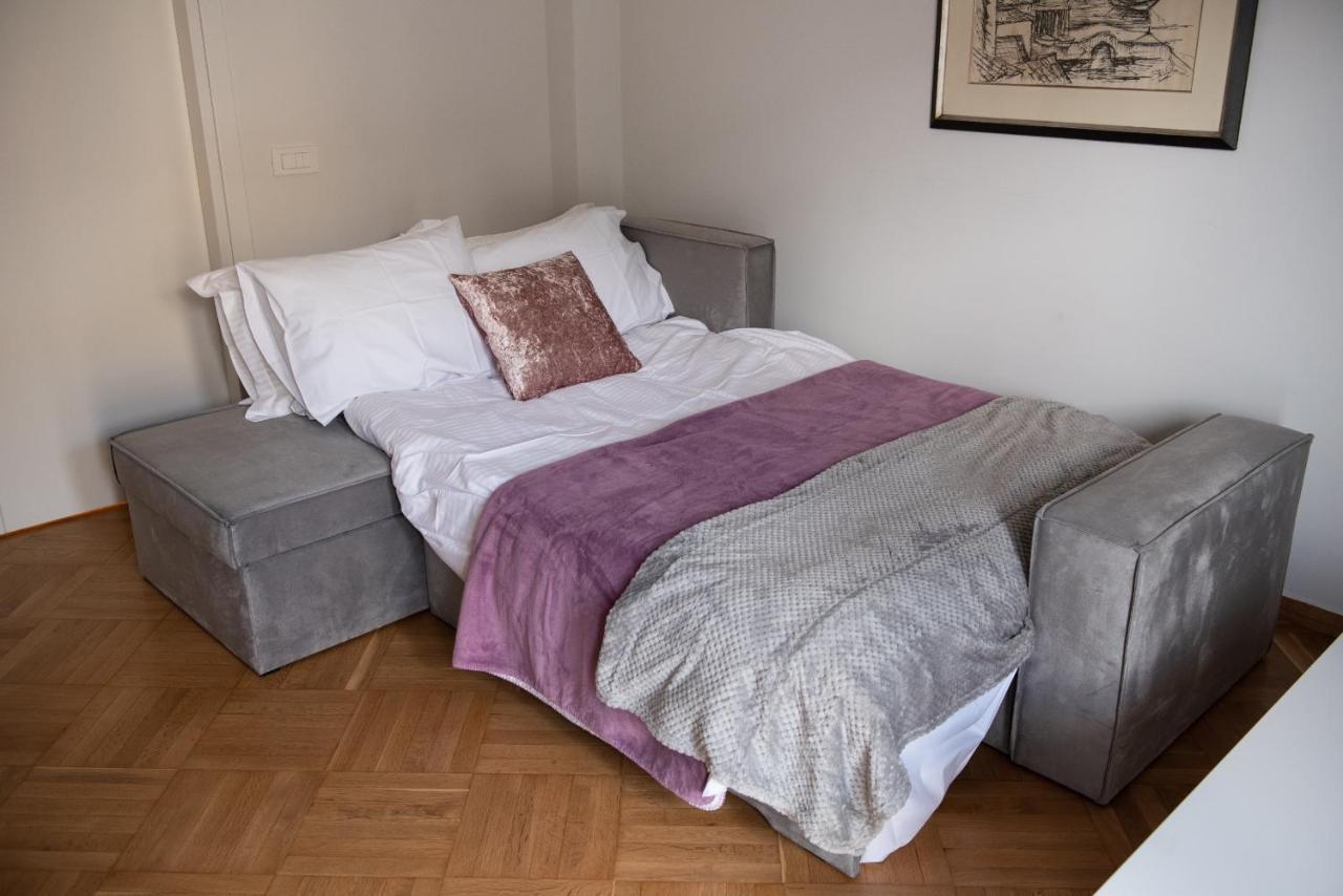 Katia Modern Apartment In Atene Esterno foto