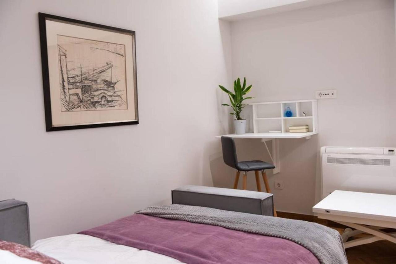 Katia Modern Apartment In Atene Esterno foto